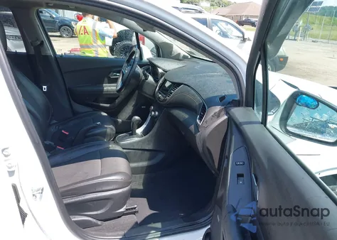 2018 Chevrolet Trax Lt from USA, damaged, VIN 3GNCJPSBXJL206584